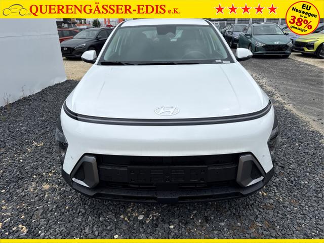 Hyundai / KONA / Weiß / / / NAVI KLIMAAUTOMATIK PDC v+h RFK