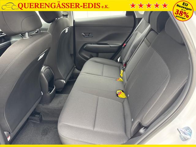 Hyundai / KONA / Weiß / / / NAVI KLIMAAUTOMATIK PDC v+h RFK