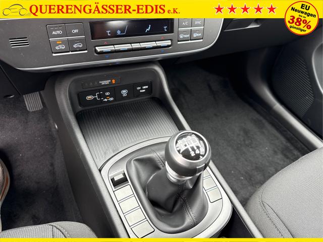 Hyundai / KONA / Grau / / / NAVI KLIMAAUTOMATIK PDC v+h RFK