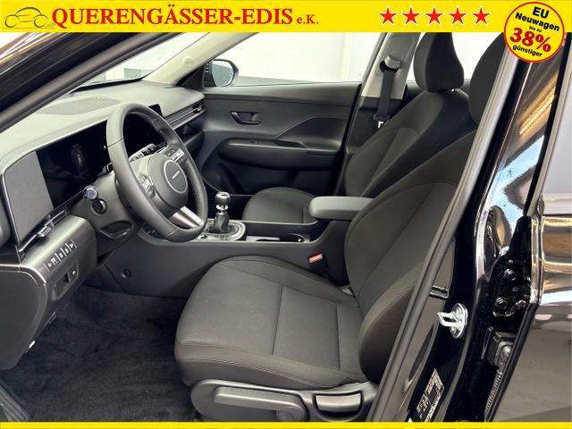 Hyundai / KONA / Schwarz / / / NAVI KLIMAAUTOMATIK PDC v+h RFK