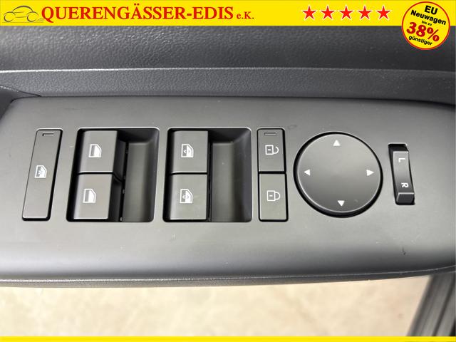 Hyundai / KONA / Schwarz / / / NAVI KLIMAAUTOMATIK PDC v+h RFK