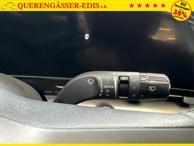 Hyundai / KONA / Schwarz / / / NAVI KLIMAAUTOMATIK PDC v+h RFK