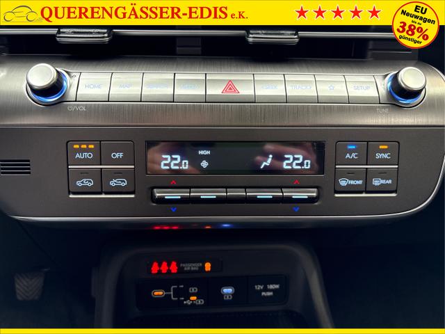 Hyundai / KONA / Schwarz / / / NAVI KLIMAAUTOMATIK PDC v+h RFK
