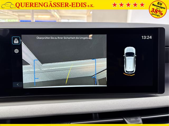Hyundai / TUCSON / Weiß / / / PANO SHZ v+h 18 ALU