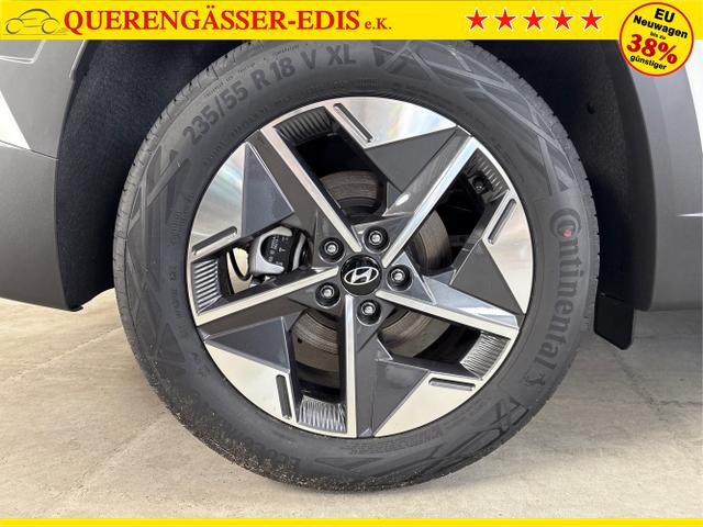 Hyundai / TUCSON / Weiß / / / PANO SHZ v+h 18 ALU