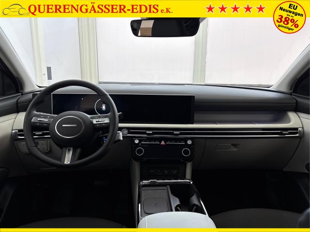 Hyundai / TUCSON / Weiß / / / PANO SHZ v+h 18 ALU