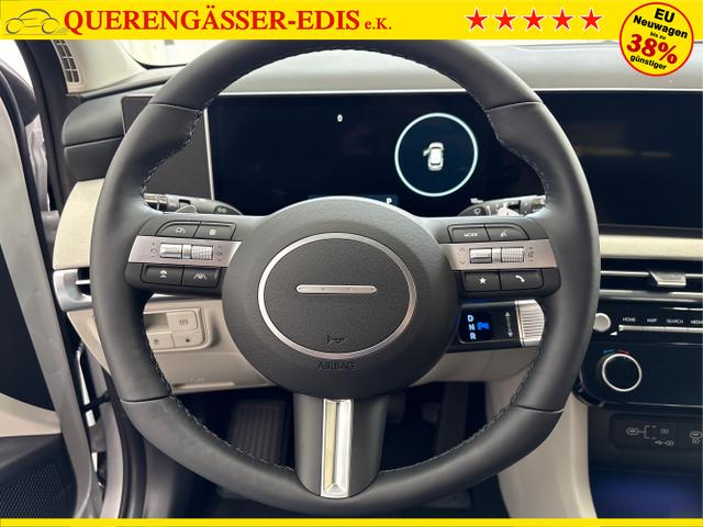 Hyundai / TUCSON / Weiß / / / PANO SHZ v+h 18 ALU