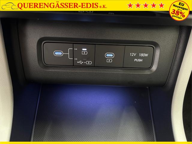 Hyundai / TUCSON / Weiß / / / PANO SHZ v+h 18 ALU