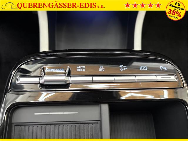 Hyundai / TUCSON / Weiß / / / PANO SHZ v+h 18 ALU