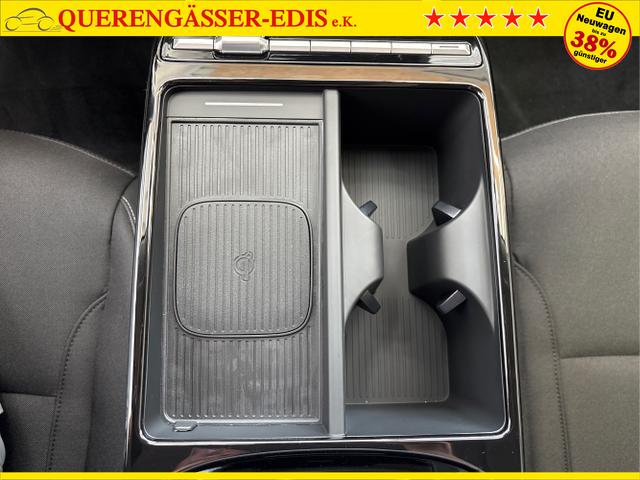 Hyundai / TUCSON / Weiß / / / PANO SHZ v+h 18 ALU