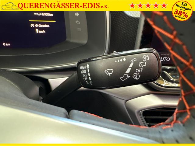 Seat / Leon / Schwarz / / / 1.5 TSI MATRIX NAVI SHZ RFK KESSY