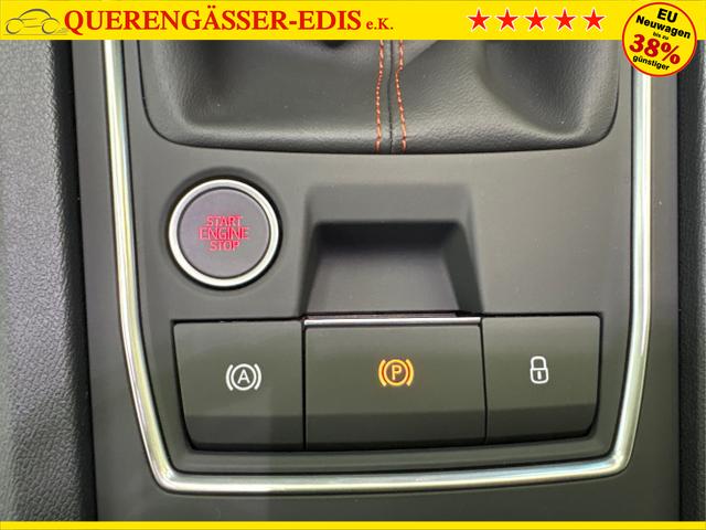 Seat / Leon / Schwarz / / / 1.5 TSI MATRIX NAVI SHZ RFK KESSY