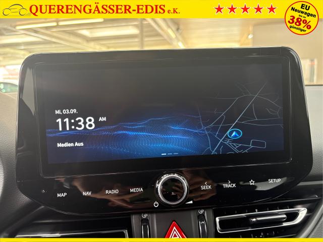 Hyundai / i30 / Blau / / / DCT ACC NAVI RFK WP 