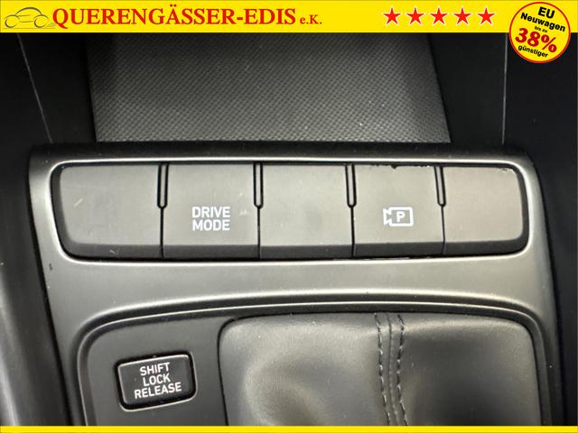 Hyundai / BAYON / Weiß / / / DCT NAVI RFK PDC 