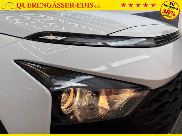 Hyundai / BAYON / Weiß / / / DCT NAVI RFK PDC 