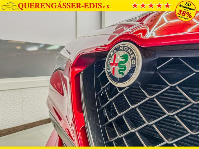Alfa Romeo Stelvio QUADRIFOGLIO VERDE AKRAPOVIC Technologie-Paket 
