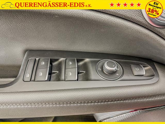 Alfa Romeo Stelvio QUADRIFOGLIO VERDE AKRAPOVIC Technologie-Paket 
