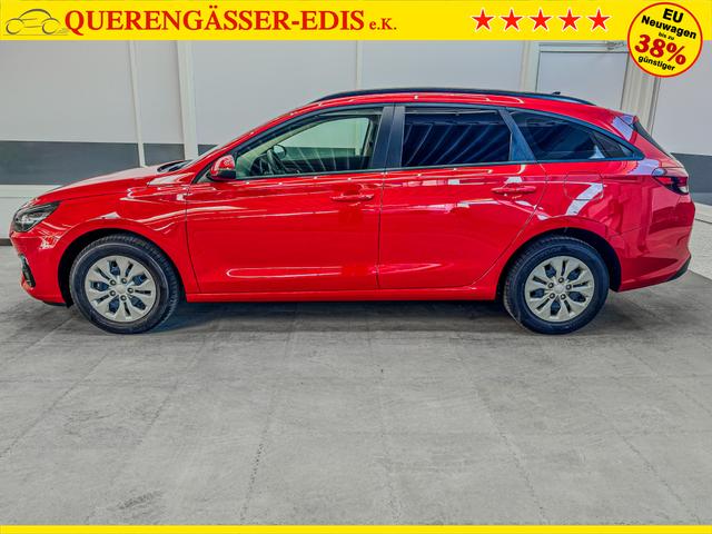 Hyundai i30 Kombi STYLE NAVI RFK LED PDC v+h 
