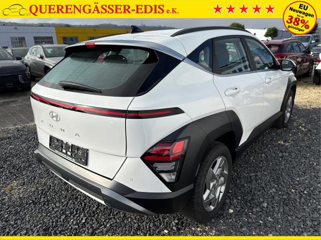 Hyundai / KONA / Weiß / / / DCT 198PS NAVI SHZ ACC PDC v+h 