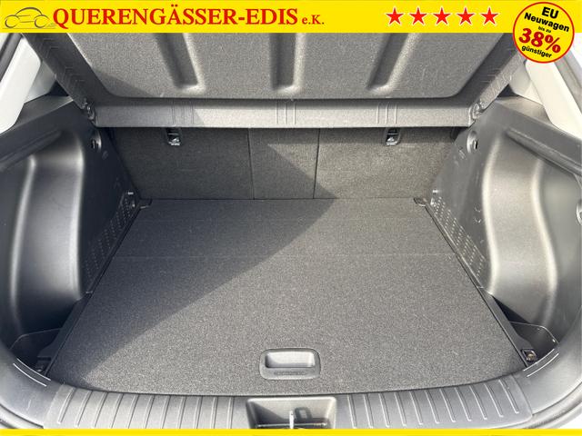 Hyundai / KONA / Weiß / / / DCT 198PS NAVI SHZ ACC PDC v+h 