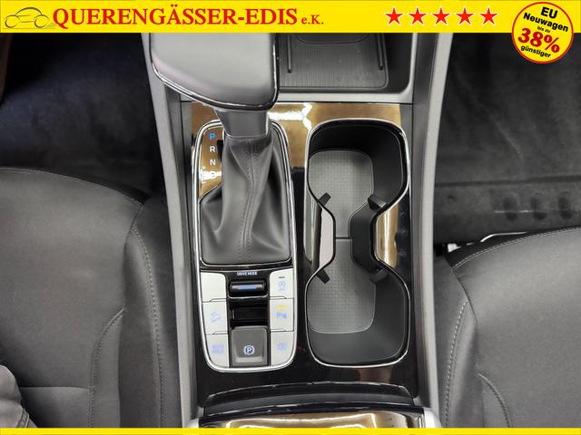 Hyundai TUCSON STYLE DCT ACC SHZ NAVI PDC RFK 