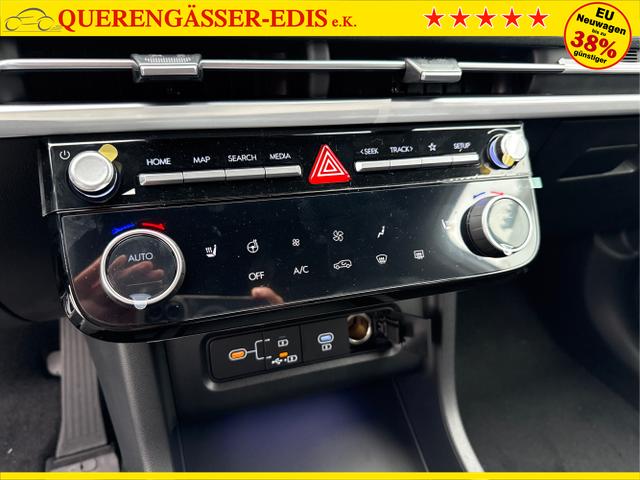 Hyundai / TUCSON / Weiß / / / MHEV DCT ACC SHZ 360 MATRIX KRELL 