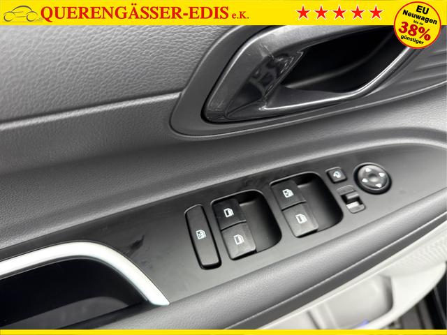 Hyundai / BAYON / Schwarz / / / DCT SHZ KLIMAAUTOMATIK PDC NAVI RFK