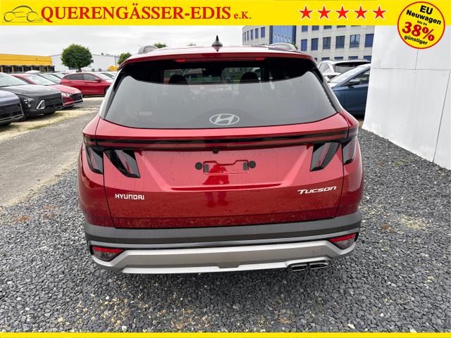 Hyundai / TUCSON / Rot / / / DCT ACC SHZ NAVI PDC RFK