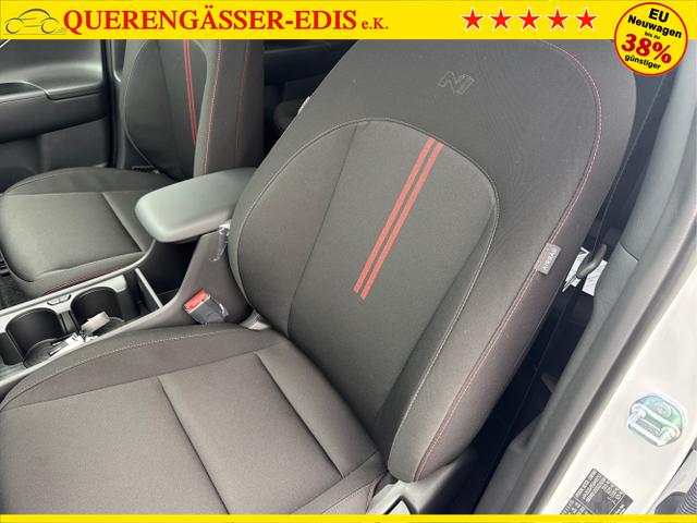 Hyundai / KONA / Weiß / / / 1.6 T-GDi DCT N-LINE SHZ NAVI ACC RFK