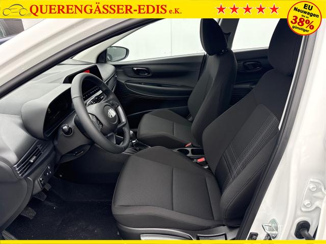 Hyundai / BAYON / Weiß / / / NAVI RFK PDC TEMPOMAT 