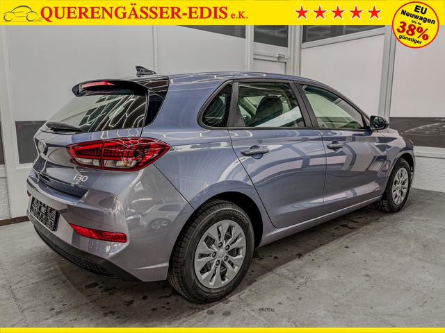 Hyundai i30 STYLE NAVI LED RFK PDC 