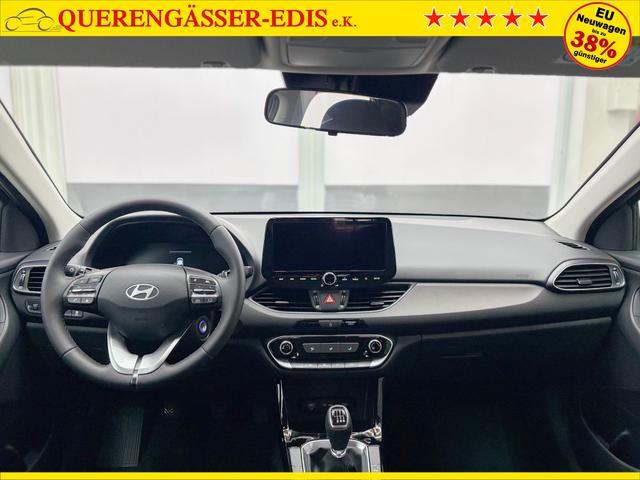 Hyundai i30 STYLE NAVI LED RFK PDC 