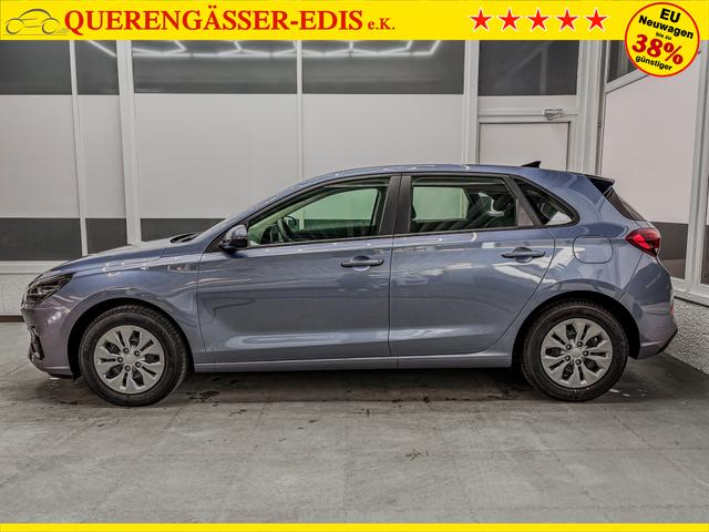 Hyundai i30 STYLE NAVI LED RFK PDC 