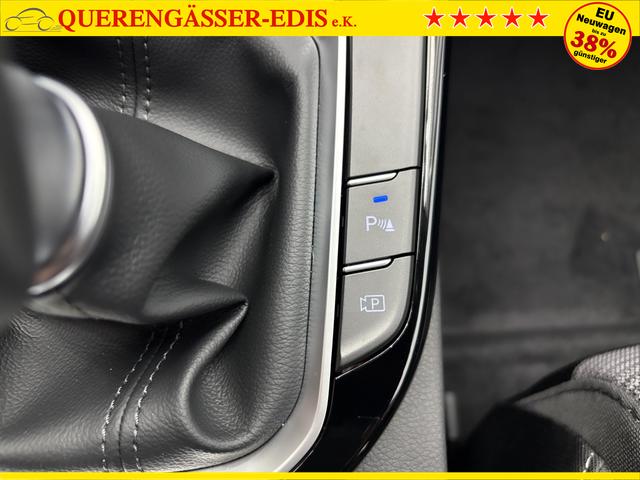 Hyundai i30 STYLE NAVI LED RFK PDC 