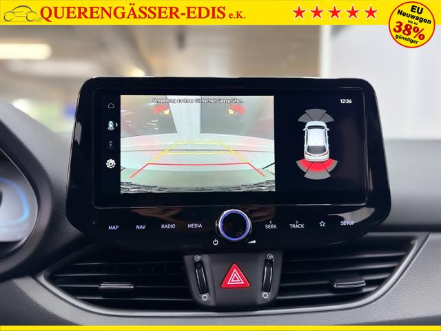 Hyundai i30 STYLE NAVI LED RFK PDC 