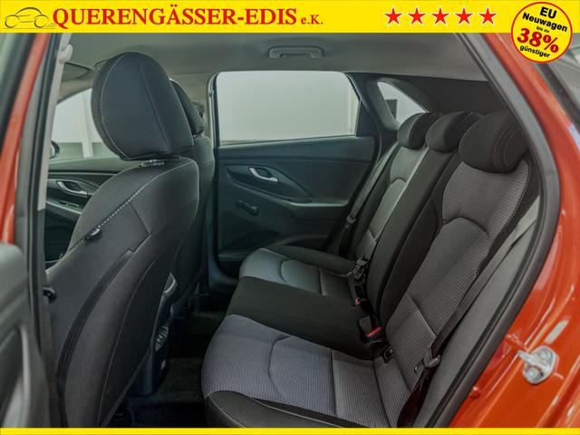 Hyundai i30 STYLE NAVI LED RFK PDC 