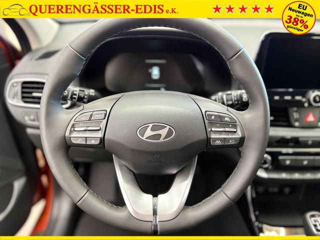 Hyundai i30 STYLE NAVI LED RFK PDC 