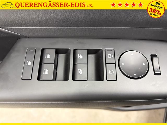 Hyundai KONA STYLE PLUS DCT SHZ ACC NAVI RFK PDC 