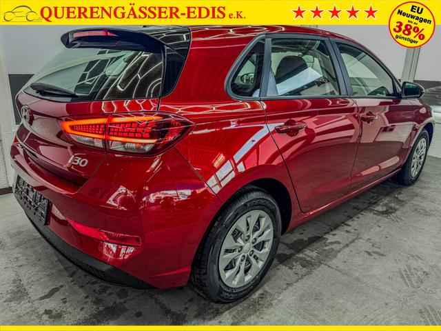Hyundai i30 STYLE NAVI LED RFK PDC 