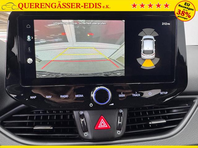 Hyundai i30 STYLE NAVI LED RFK PDC 