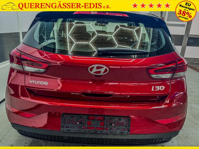Hyundai i30 STYLE NAVI LED RFK PDC 