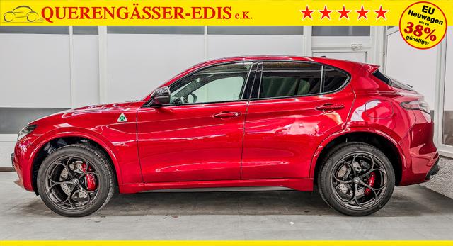 Alfa Romeo Stelvio QUADRIFOGLIO VERDE AKRAPOVIC Technologie-Paket 