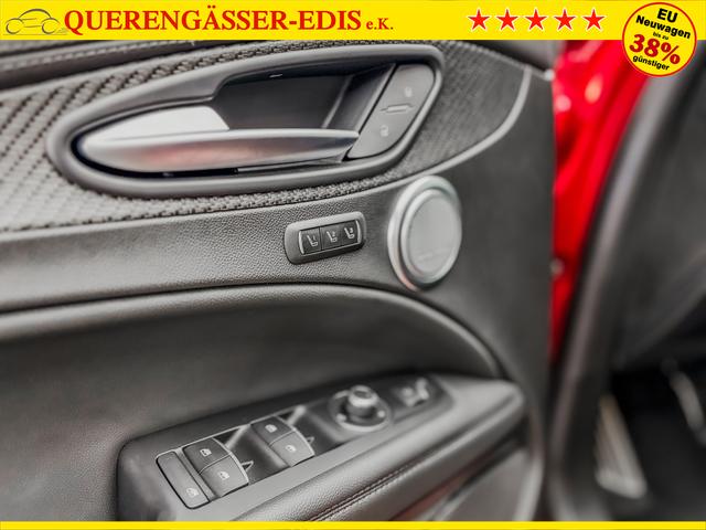 Alfa Romeo Stelvio QUADRIFOGLIO VERDE AKRAPOVIC Technologie-Paket 