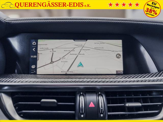 Alfa Romeo Stelvio QUADRIFOGLIO VERDE AKRAPOVIC Technologie-Paket 