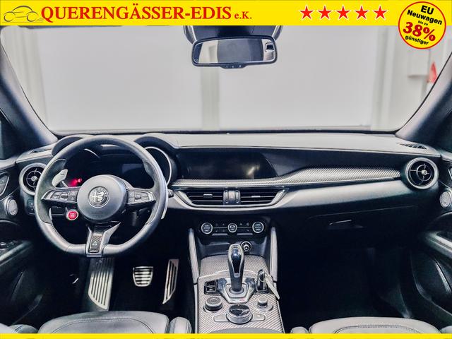 Alfa Romeo Stelvio QUADRIFOGLIO VERDE AKRAPOVIC Technologie-Paket 