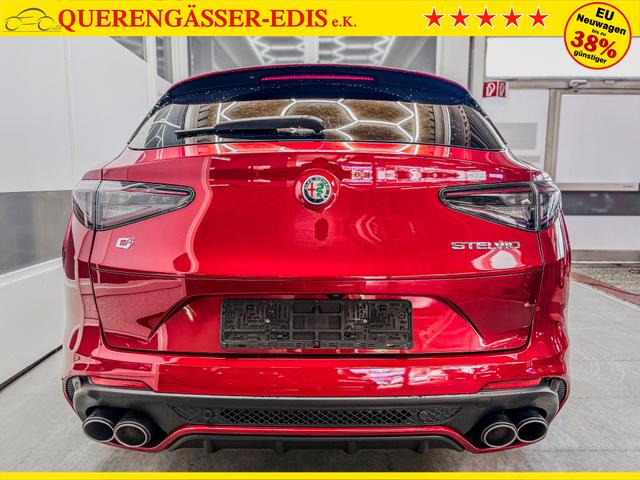 Alfa Romeo Stelvio QUADRIFOGLIO VERDE AKRAPOVIC Technologie-Paket 