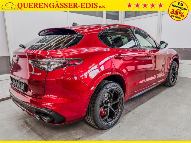 Alfa Romeo Stelvio QUADRIFOGLIO VERDE AKRAPOVIC Technologie-Paket 