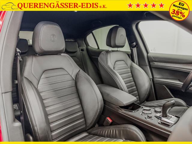 Alfa Romeo Stelvio QUADRIFOGLIO VERDE AKRAPOVIC Technologie-Paket 