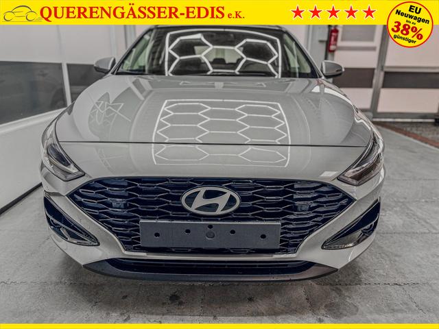 Hyundai i30 STYLE NAVI LED RFK PDC 