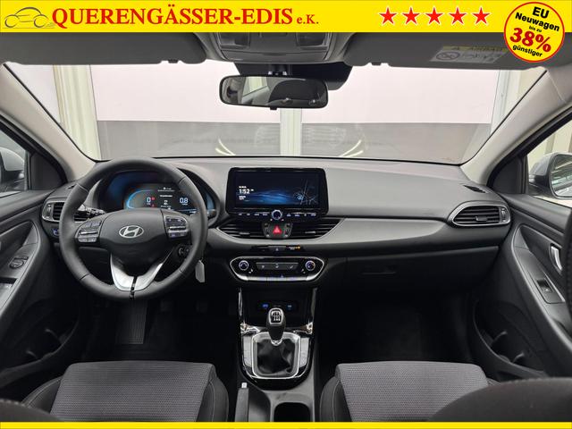 Hyundai i30 STYLE NAVI LED RFK PDC 